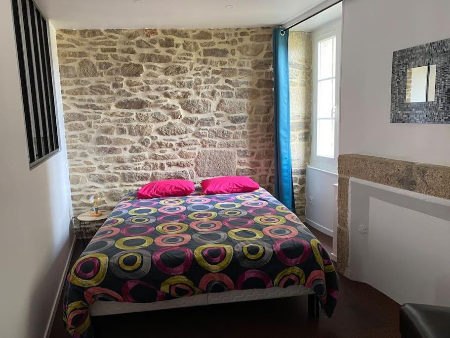 Appartement En Plein Coeur Historique De Dinan Exterior foto