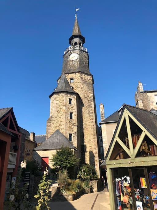 Appartement En Plein Coeur Historique De Dinan Exterior foto